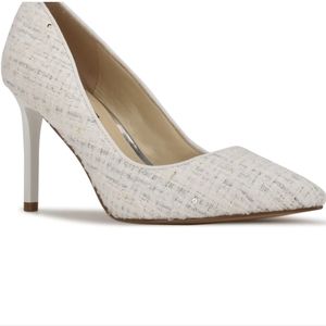 🩶Nine West Ezra pointy toe pumps White Boucle size 10 - New in Box🩶